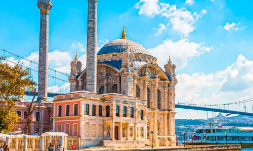 PLACES-TO-VISIT-IN-ISTANBUL-0